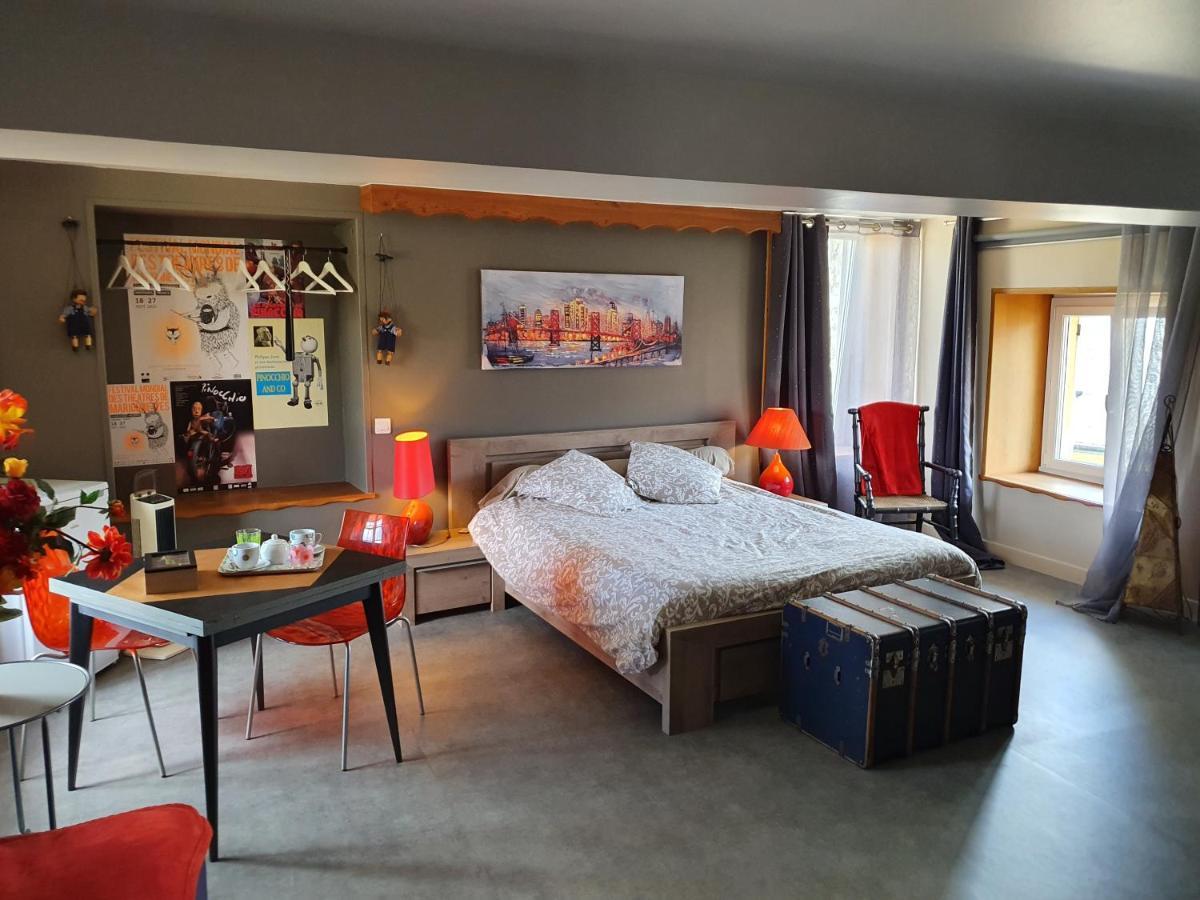 Bed and Breakfast La Ferme De Saint Julien Charleville-Mézières Pokój zdjęcie